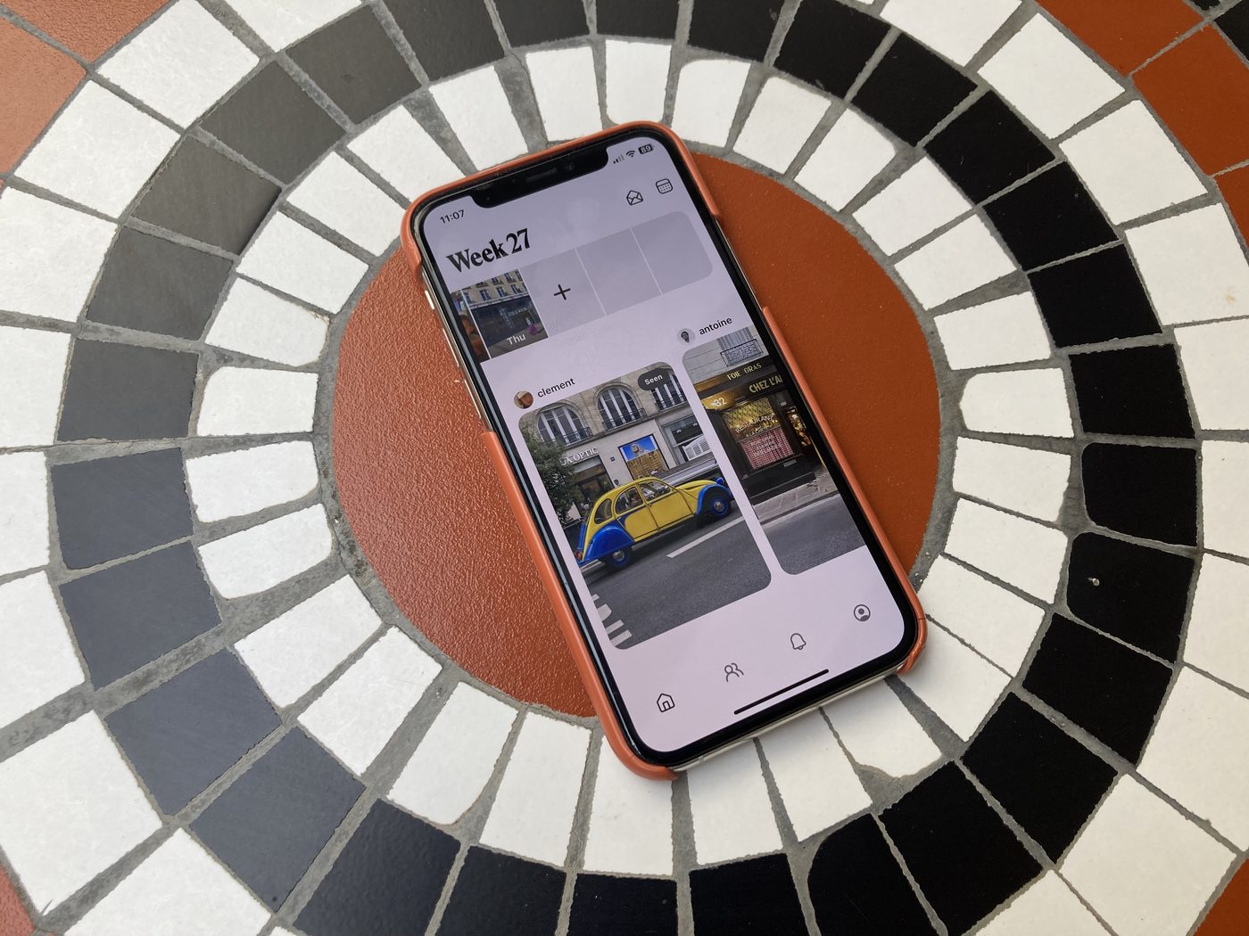 实体 iPhone Week 27
